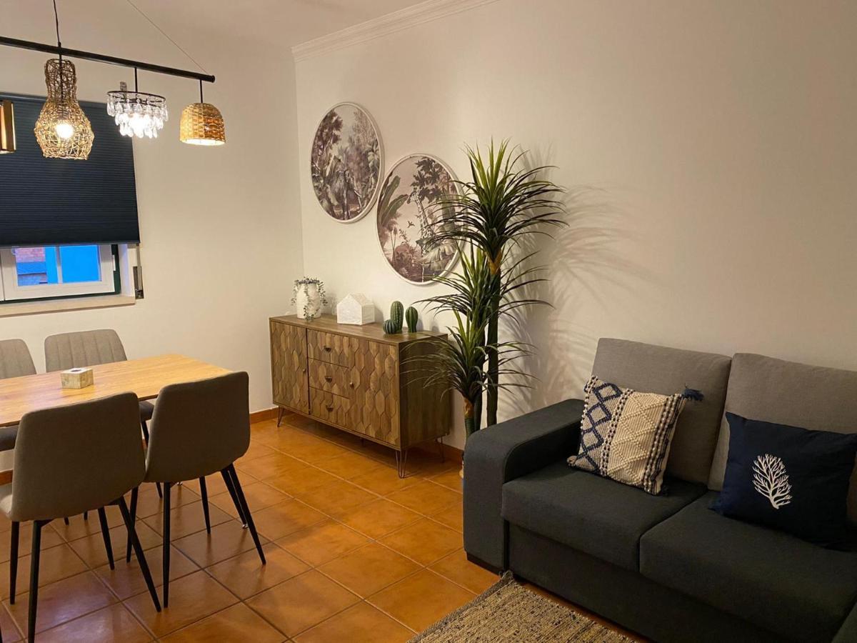 Country Town Apartment 阿尔梅林 外观 照片