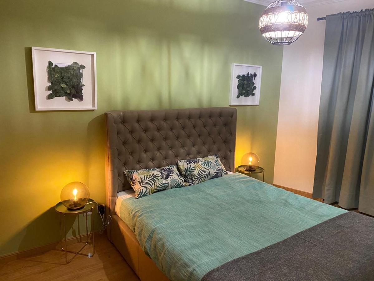 Country Town Apartment 阿尔梅林 外观 照片